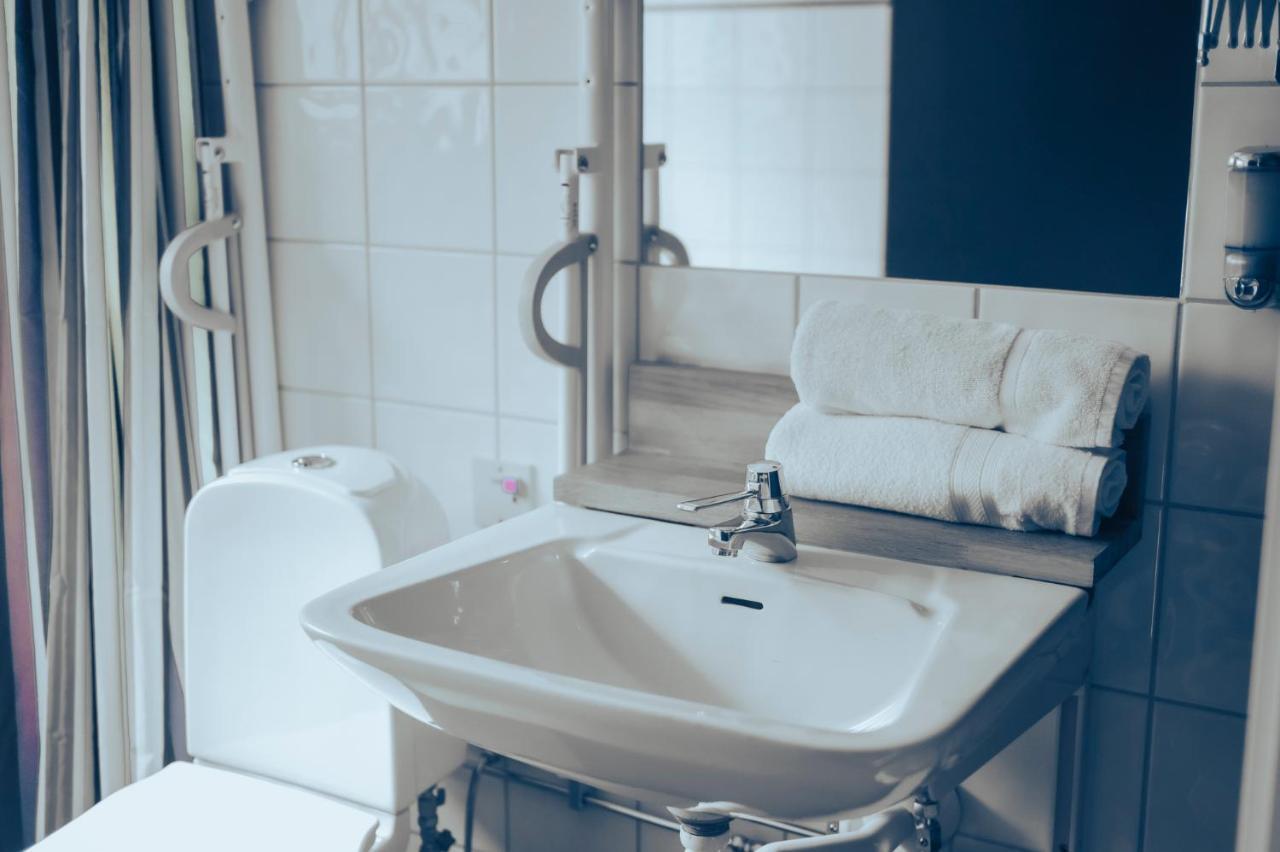 Nadden Hotell & Konferens Ramnäs Buitenkant foto
